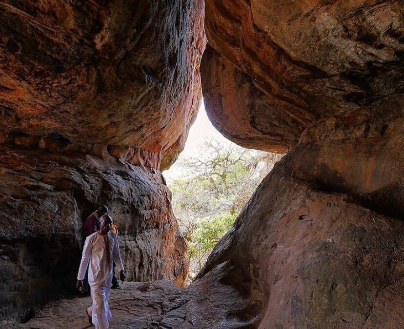 Grottes de Missirikoro — Lieu naturel & cultuel